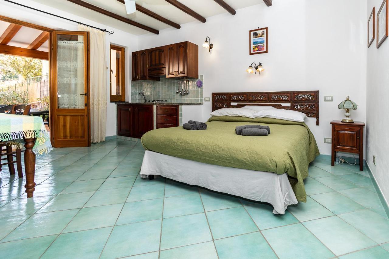 Lauricella Bed And Breakfast Lipari  Buitenkant foto