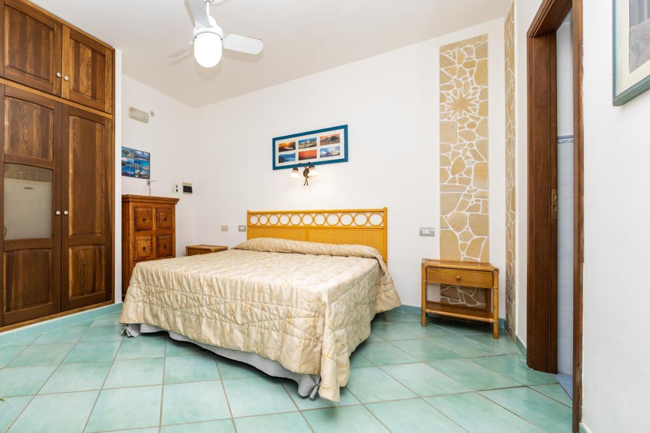 Lauricella Bed And Breakfast Lipari  Buitenkant foto