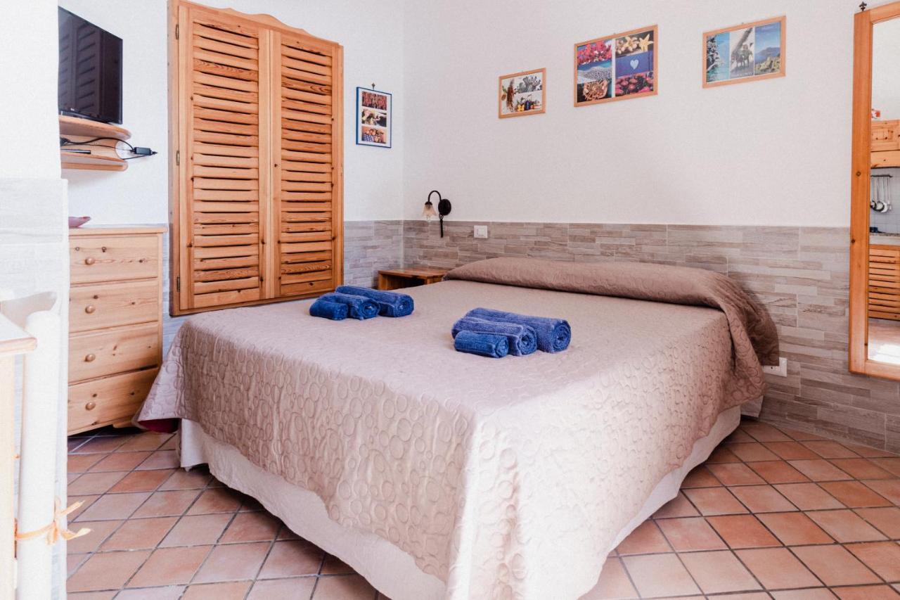 Lauricella Bed And Breakfast Lipari  Buitenkant foto